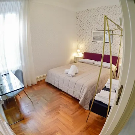 Al Centro Luxury 4*