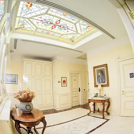 Al Centro Luxury Bed & Breakfast
