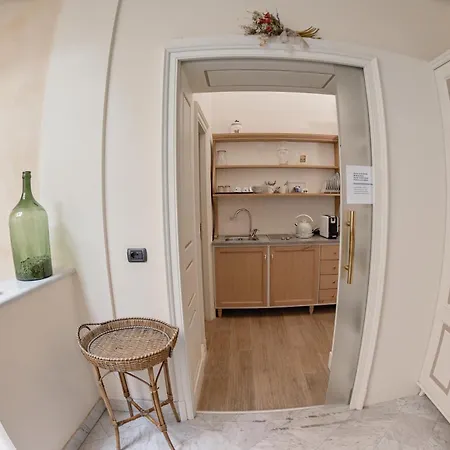 Alojamento de Acomodação e Pequeno-almoço Al Centro Luxury Caserta