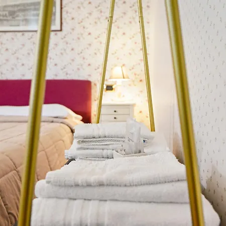 Al Centro Luxury 住宿加早餐酒店 卡塞塔