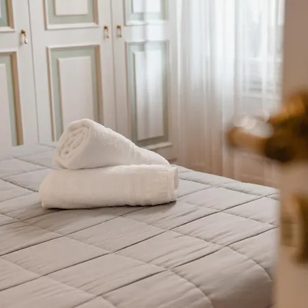 Alojamento de Acomodação e Pequeno-almoço Al Centro Luxury