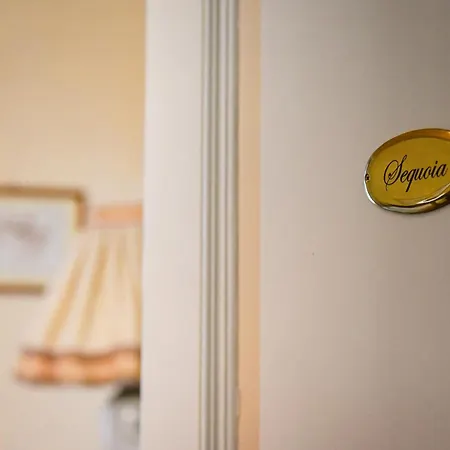 Al Centro Luxury Bed & Breakfast 3*