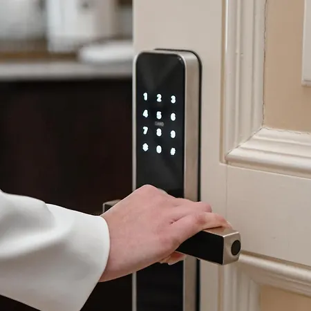 住宿加早餐酒店 Al Centro Luxury 卡塞塔