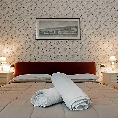 Al Centro Luxury לינה וארוחת בוקר